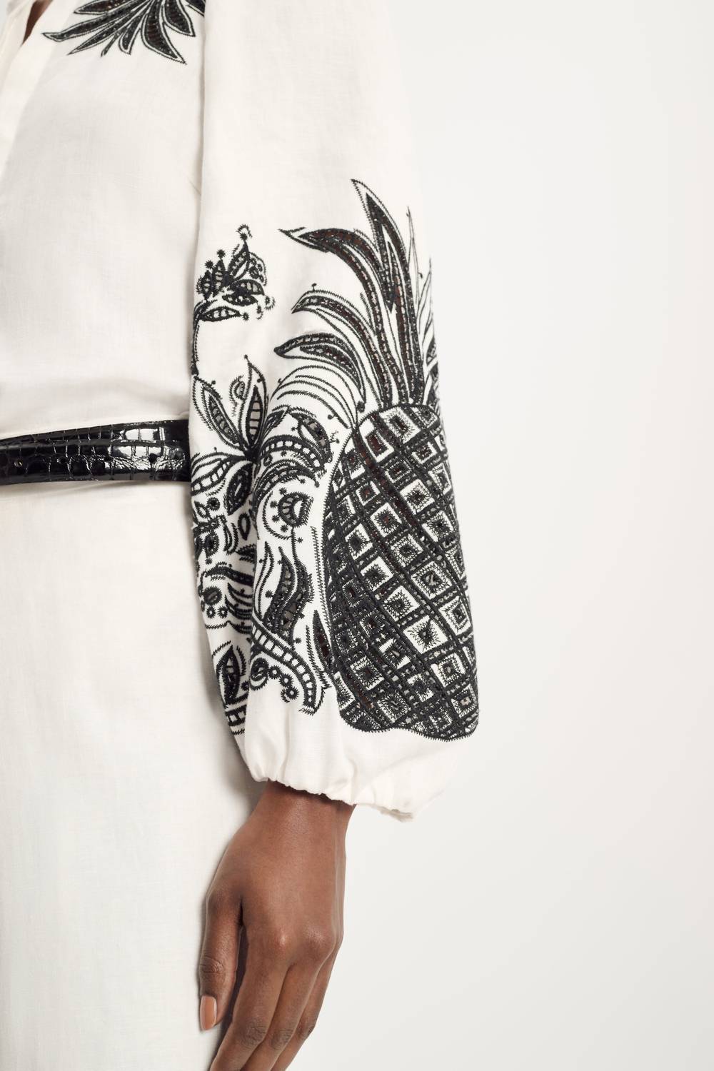 Dorothee Schumacher - Linen Embroidery Puff Sleeve Top
