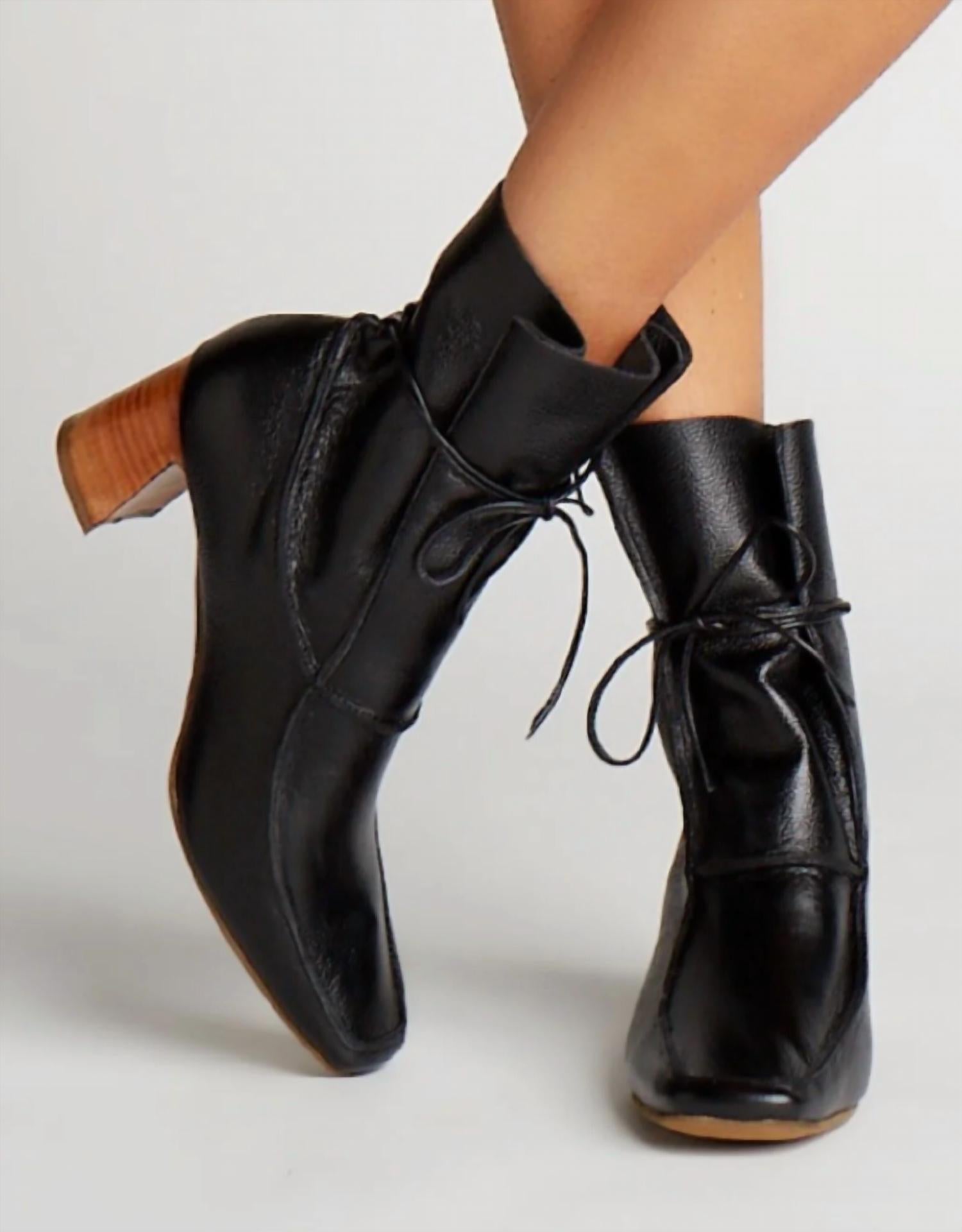 Stivali New York - Women's Awakening Boots