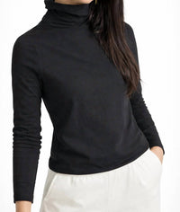 Salua - Long Sleeve Turtle Neck Tee