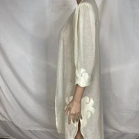 ADRIANA DEGREAS Women’s Appliqué Short Cover-up Robe in white - women's swimwear - detail view