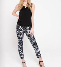 Renuar - Pull-on Woven Pant
