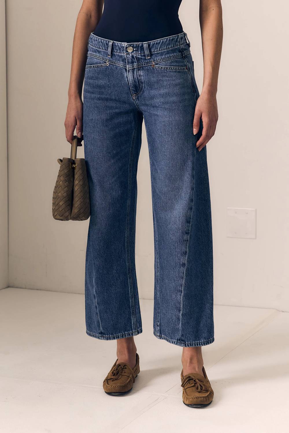 Le Jean - Selena Mid Rise Crop Jeans
