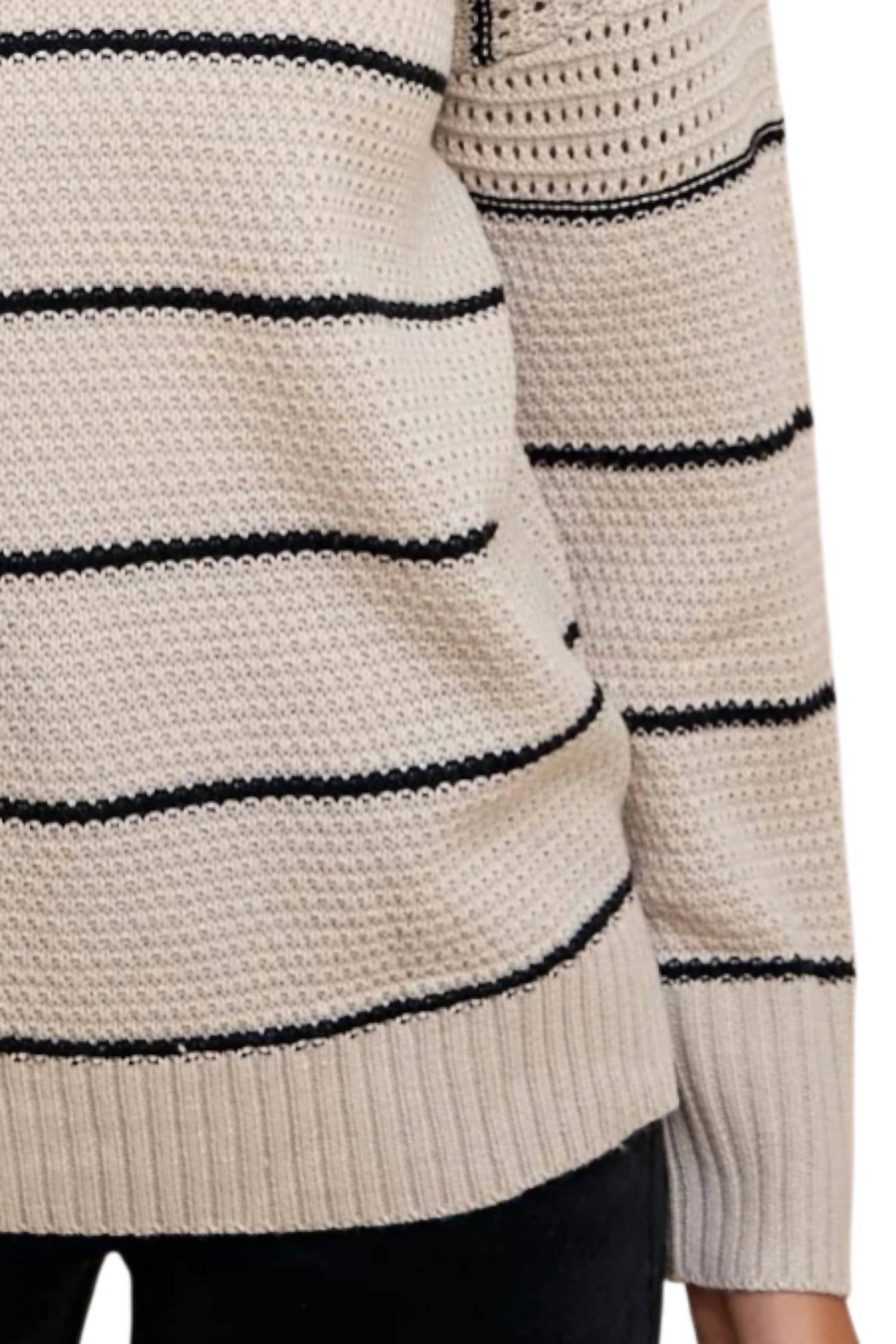 Anniewear - Britt V Neck Sweater