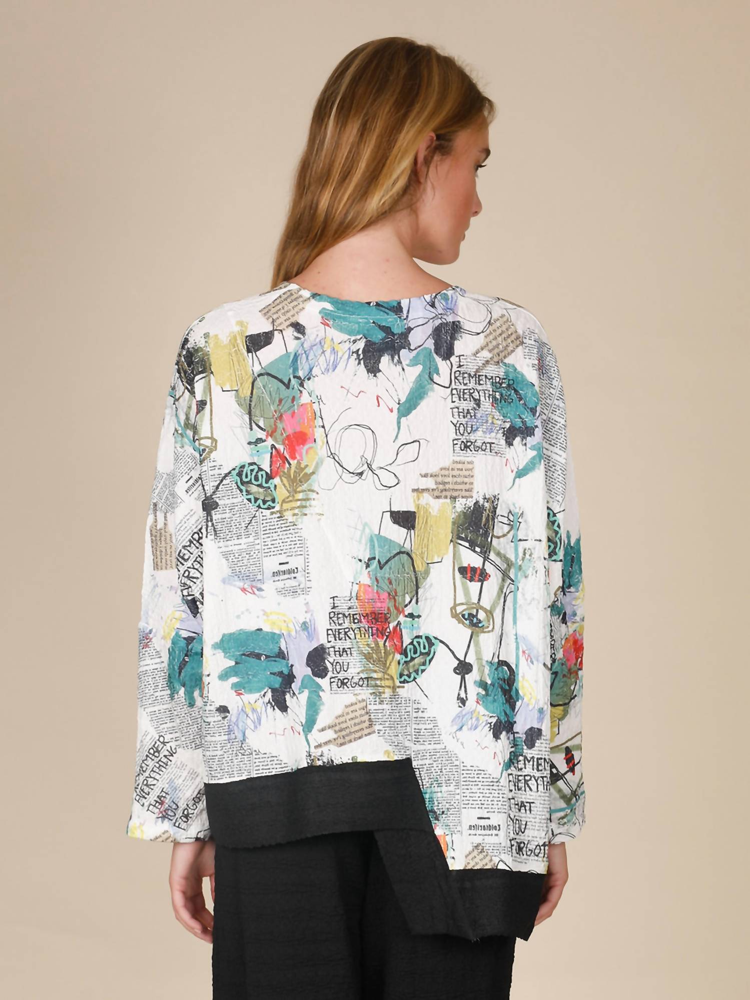 Inoah - Abstract Ease Dolman Pullover