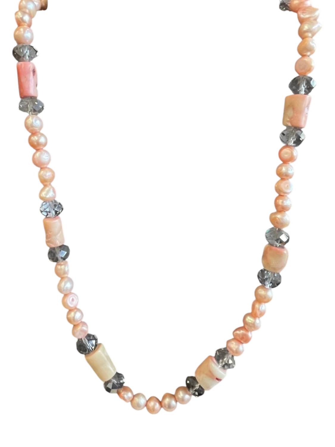 A Rare Bird - Women's Pearl Canyon Necklace