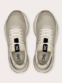 On - Men's Cloudnova Form 2 Sneaker