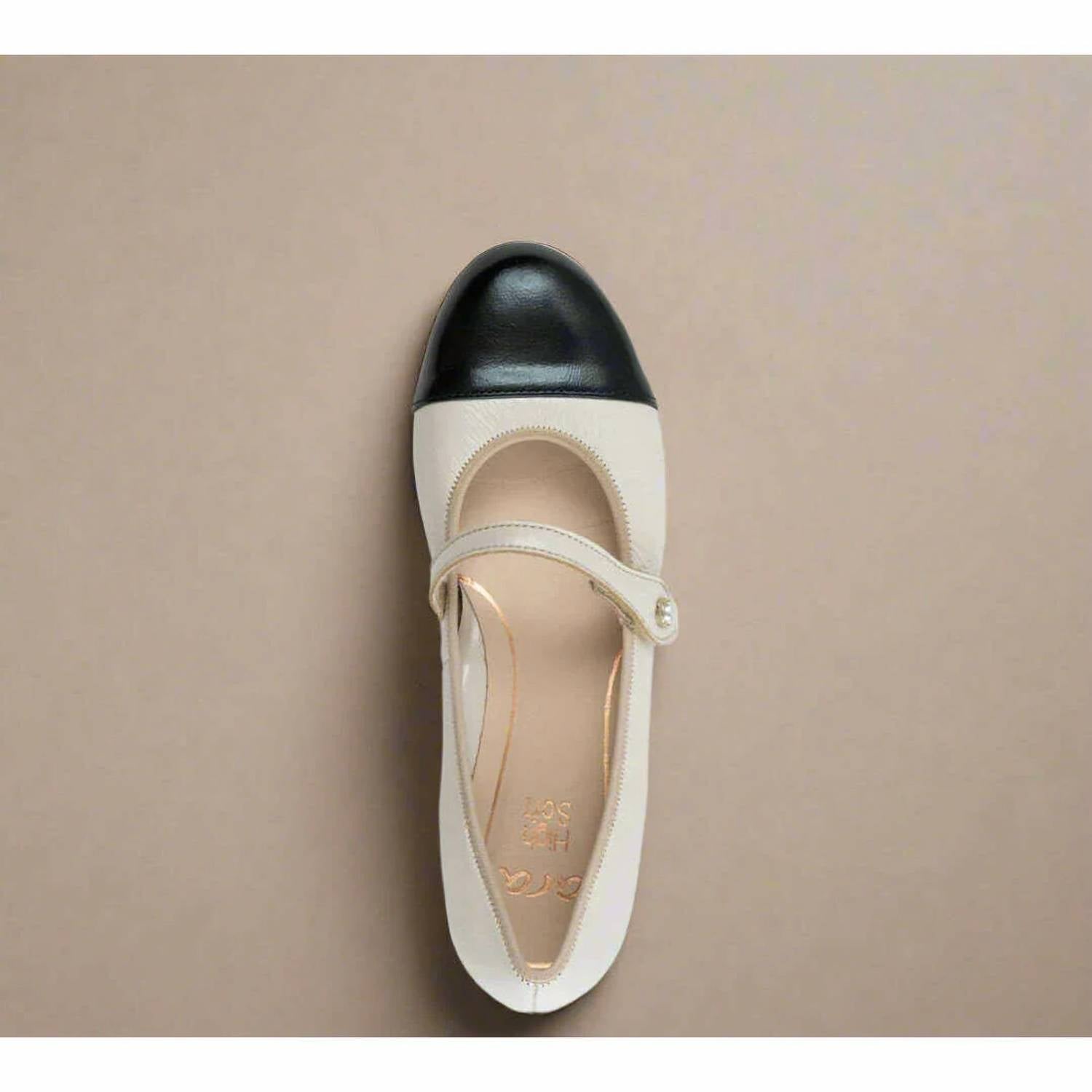 Ara - Women's Sapphire Flats