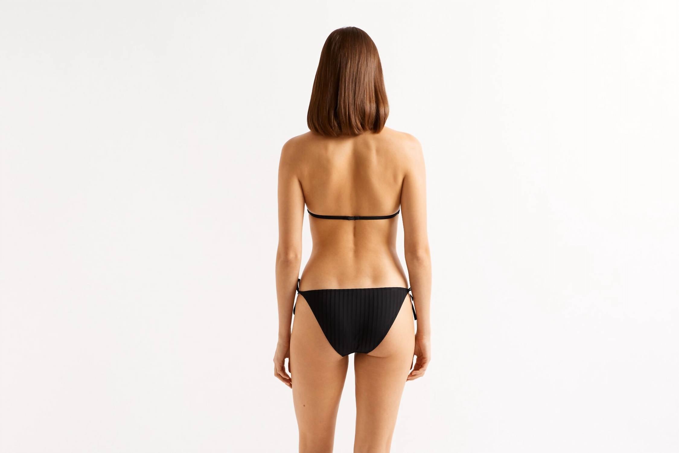 ERES Curacao Triangle Bikini Top in noir - women's swimwear - detail view