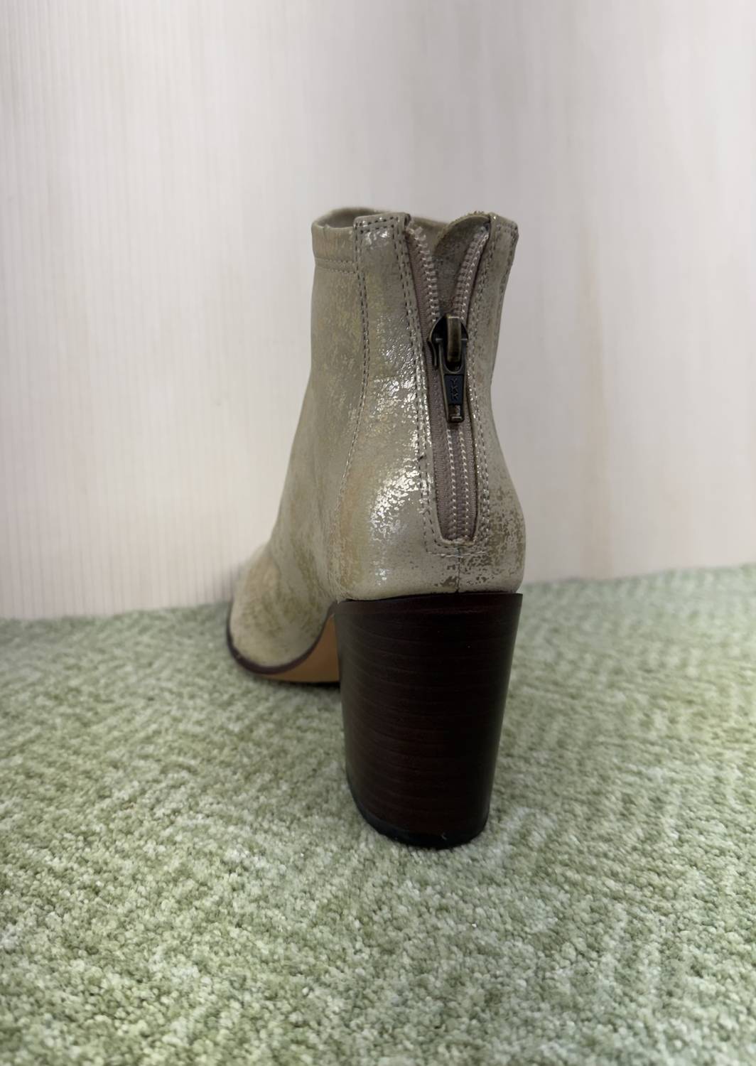 CHOCOLAT BLU Women's BOSTON Leather Bootie in gold metallic - women's shoe - detail view