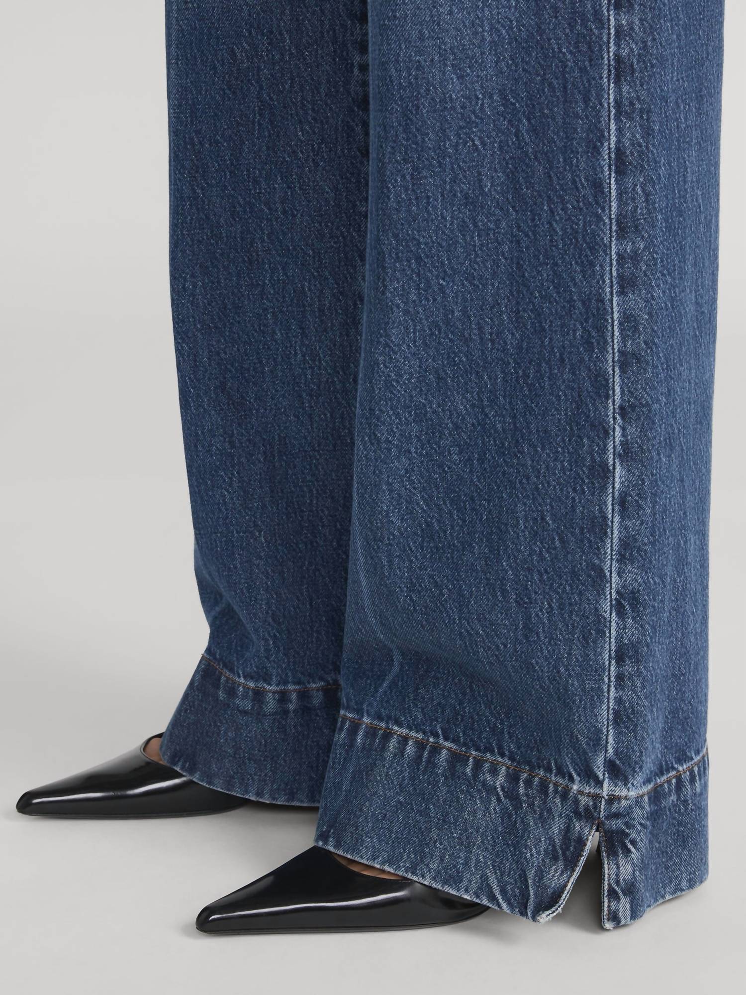 Frame - The Slice Flare Jeans