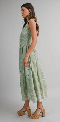 Mable - Kate Floral Eyelet Midi Dress