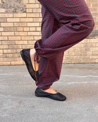 Things Between Sylvette Checkered Pants in burgundy - women's pants - detail view
