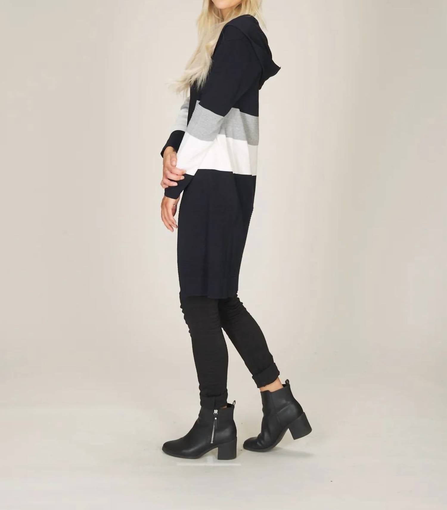 Papillon - Hooded Color Blocked Textured Sweater