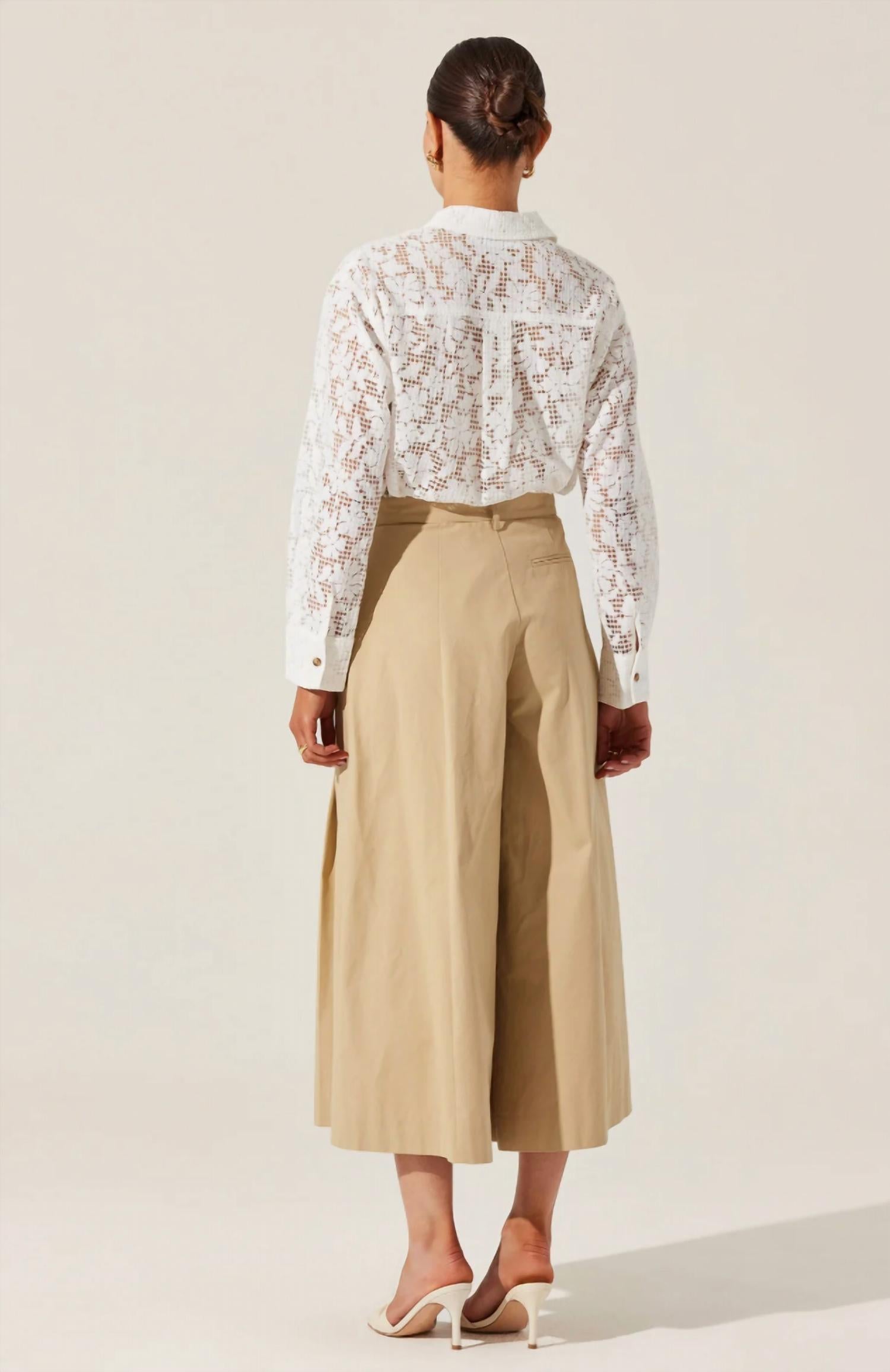 Astr - Tisa Floral Lace Top