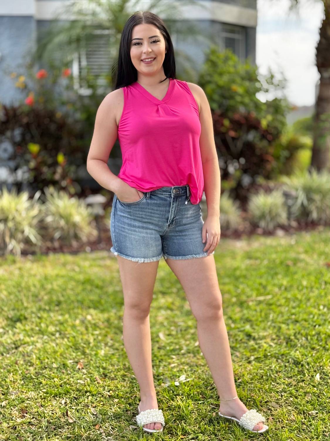 Judy Blue - Weekend Vibe Mid-rise Denim Shorts