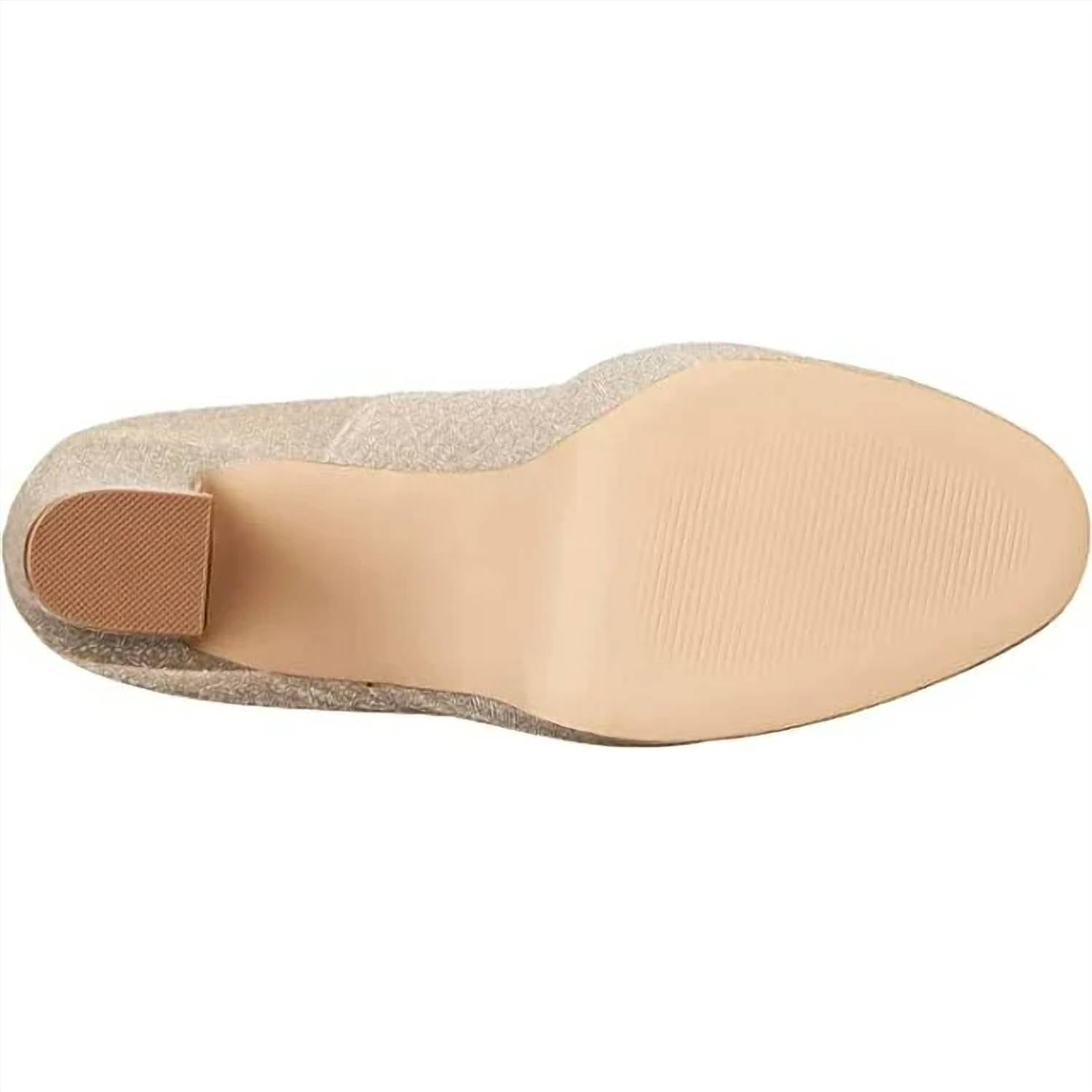 Steve Madden - SKYRISE PUMPS