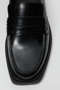Closed - Women's Italian Leather Loafers