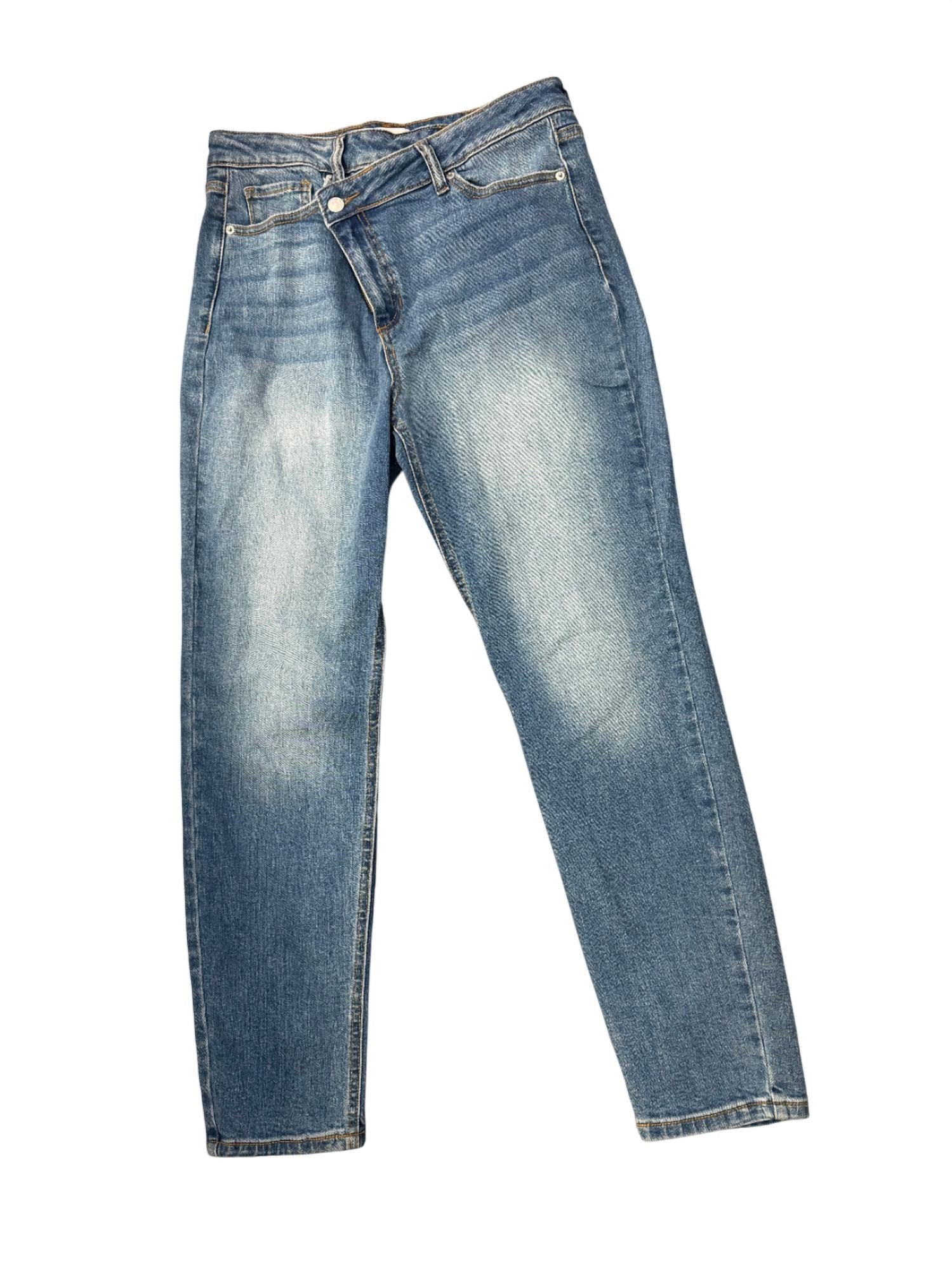 Sneak Peek - Women's Cross Upsized Skinny Jean