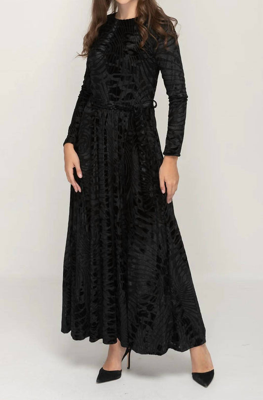 Kmw - Velvet Swirl Flowy Maxi Dress