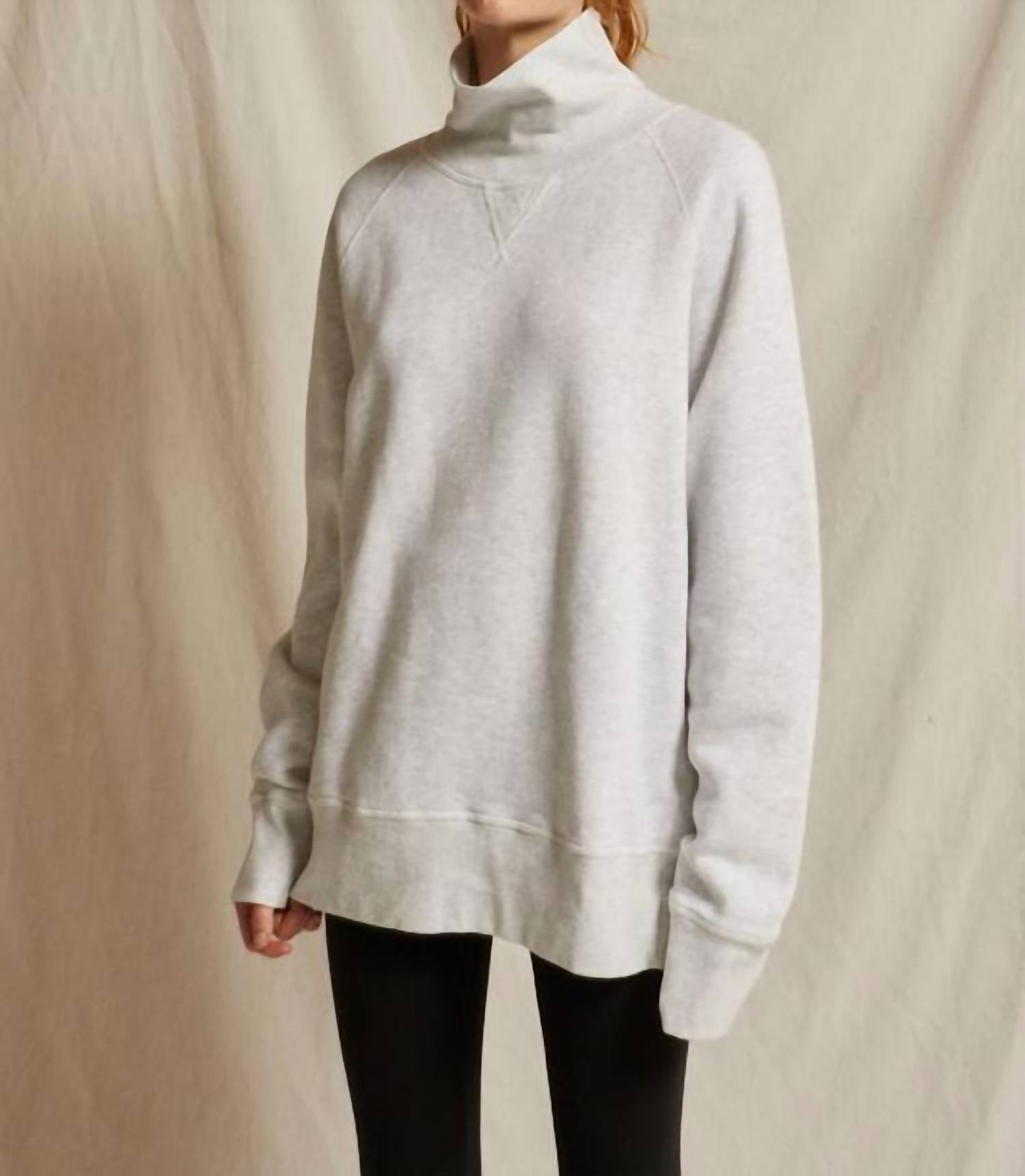 Nux - Faris Oversized Pullover Turtleneck Top