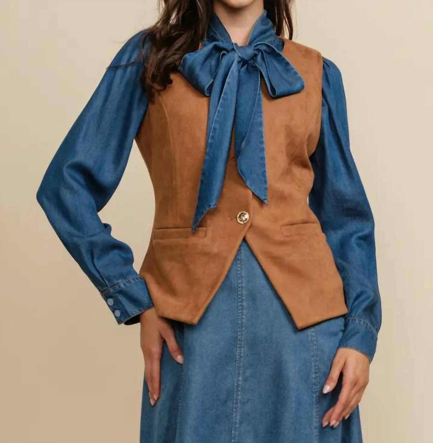 A & She - The Emery Vest