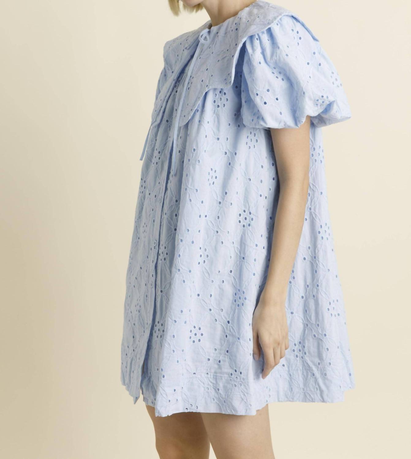 Aureum - White Cotton Eyelet Scallop Collar Dress