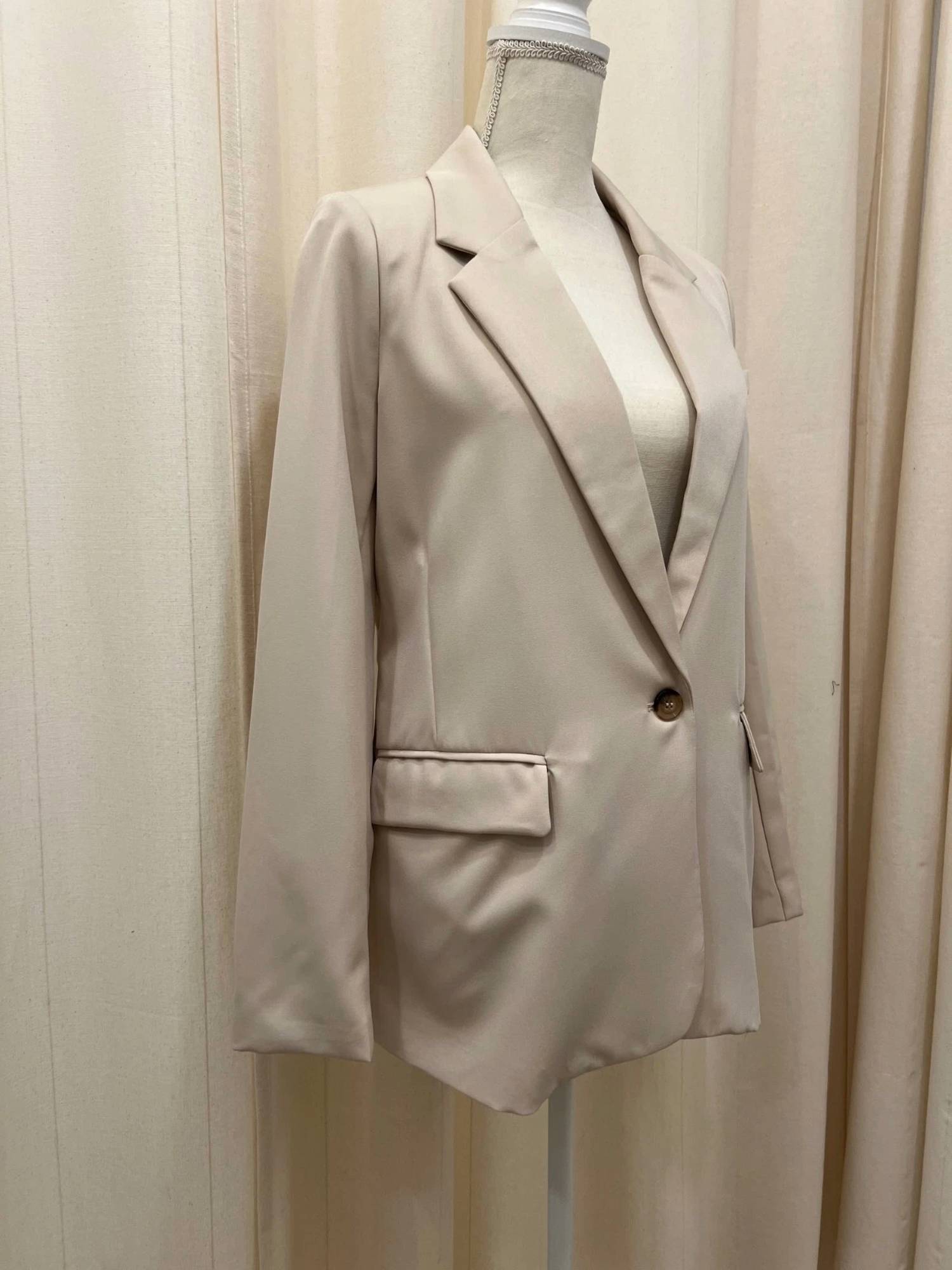 The Workshop - Women's Solid Blazer