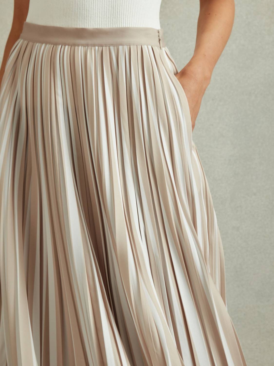 Reiss - Lexie Striped Pleated Midi Skirt