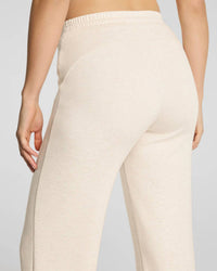 Spanx - Air Essentials Straight Leg Pant