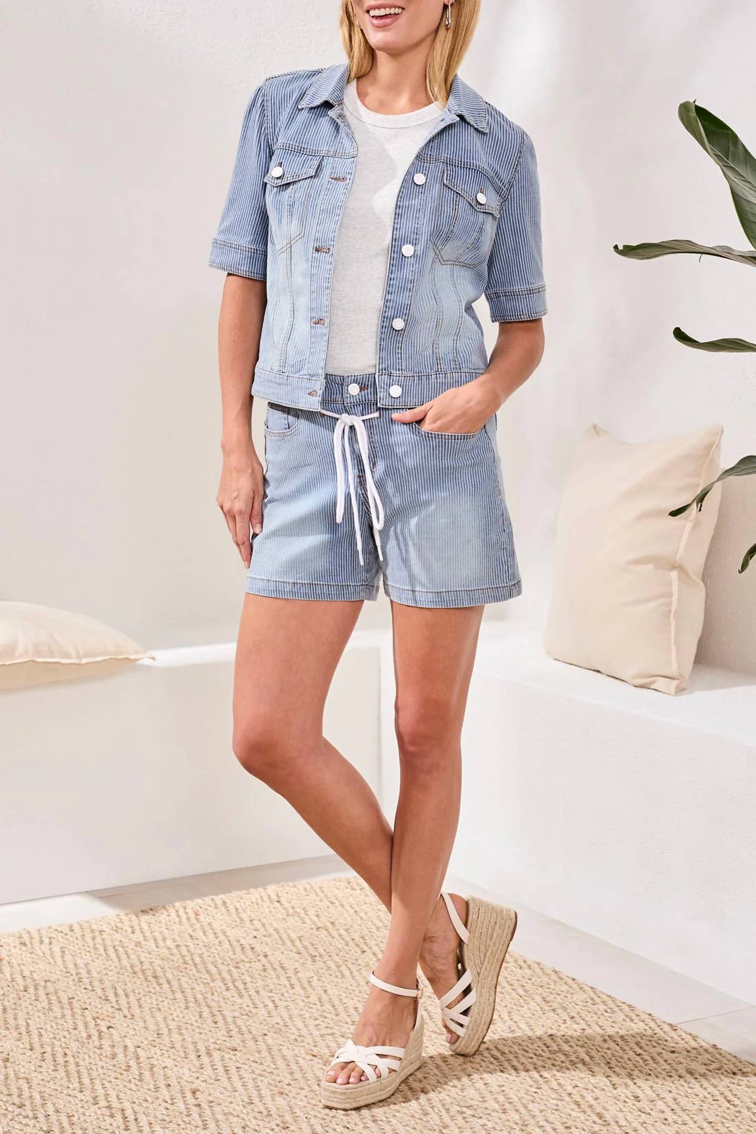Tribal - Audrey Elastic Back Wide Short
