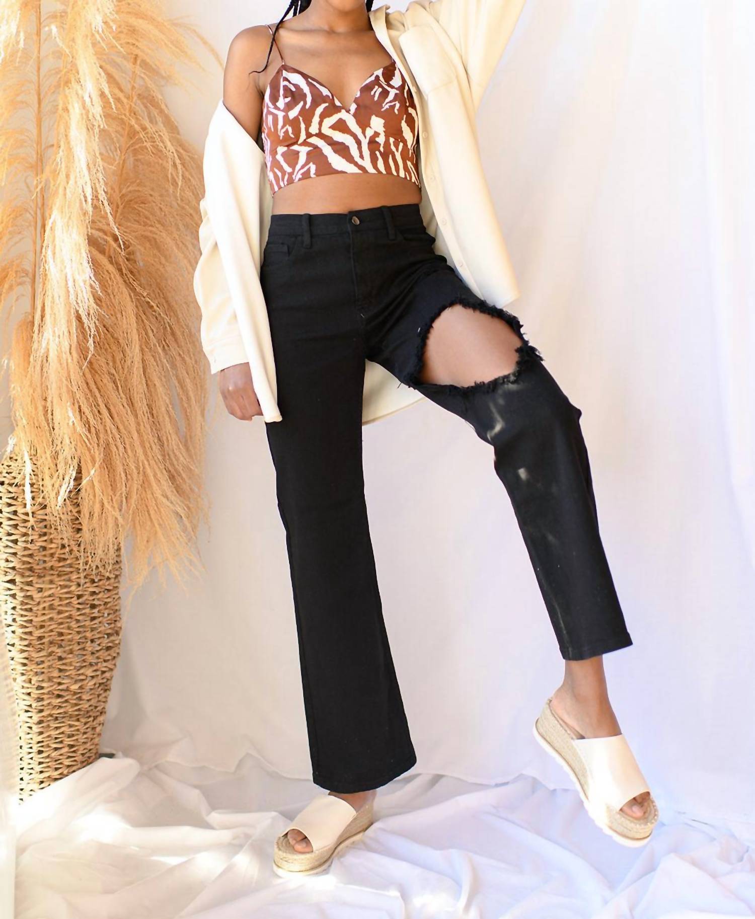 Vibrant - Jean Better Days Ripped Straight Jeans