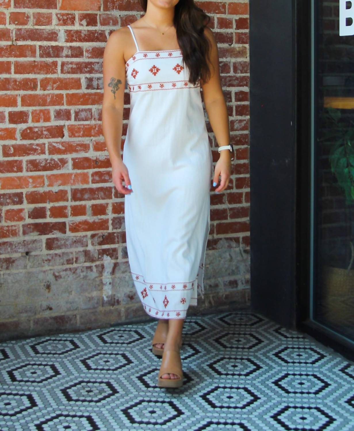 Sadie & Sage - Warm Horizon Midi Dress