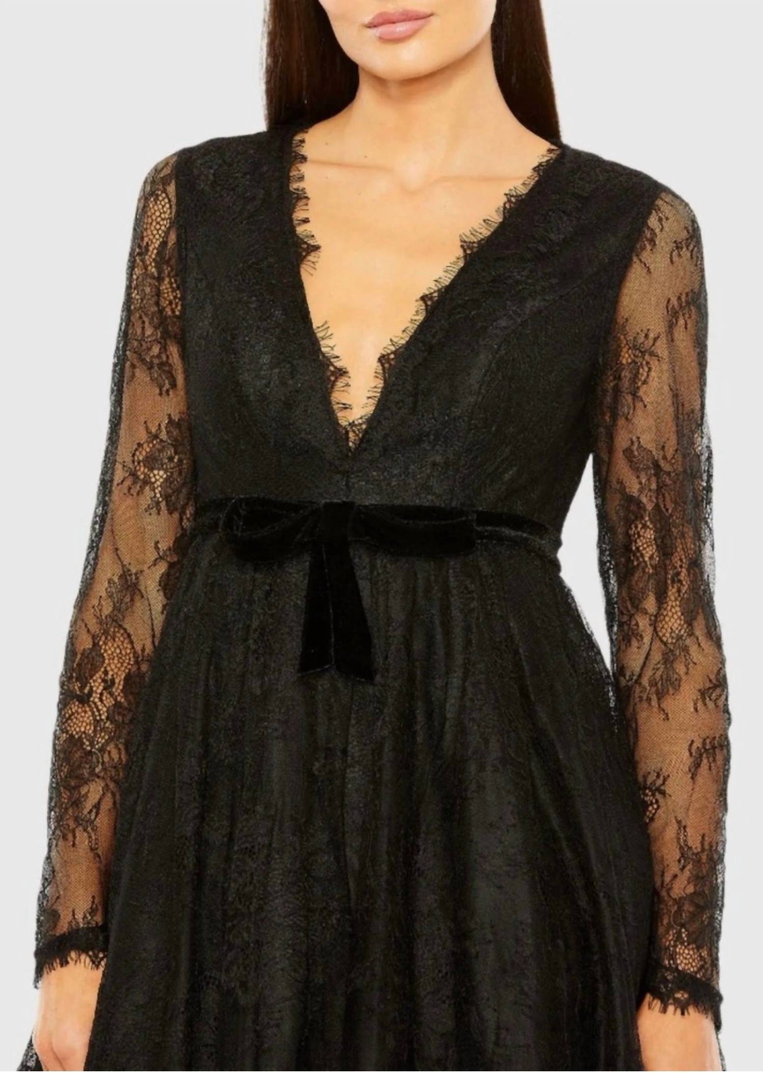 Mac Duggal - Lace Long Sleeve Dress