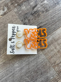 Cora'S Den - Vols Cutout Earring