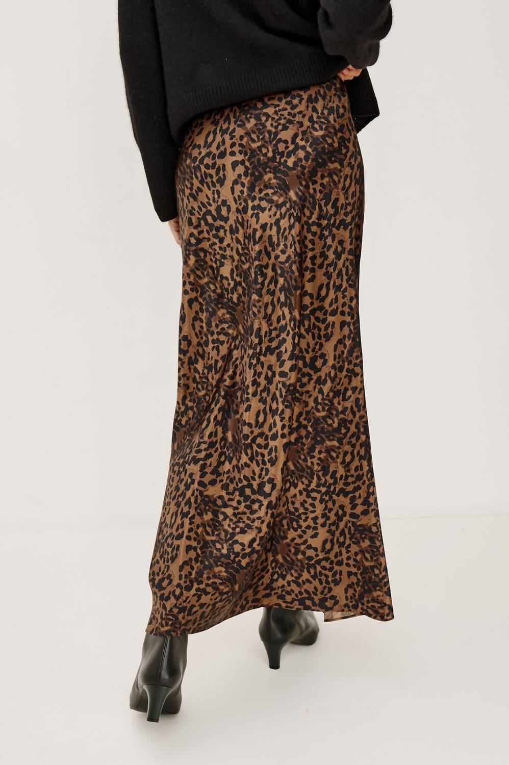 Rails Romina Print Skirt in ginger spotted - women's skirt - detail view
