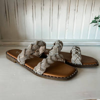 Very G - Women's Twisty Sandal