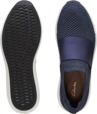 Clarks - Women's Un Rio Knit Slip On Sneakers