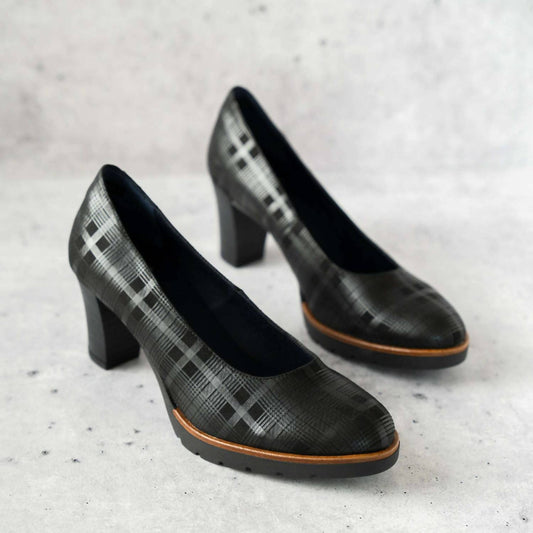 Fluchos - Women's Plaid And Checked Sandals