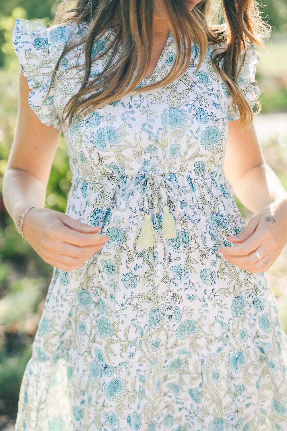 Clara The Label - Danika V Neck Midi Dress