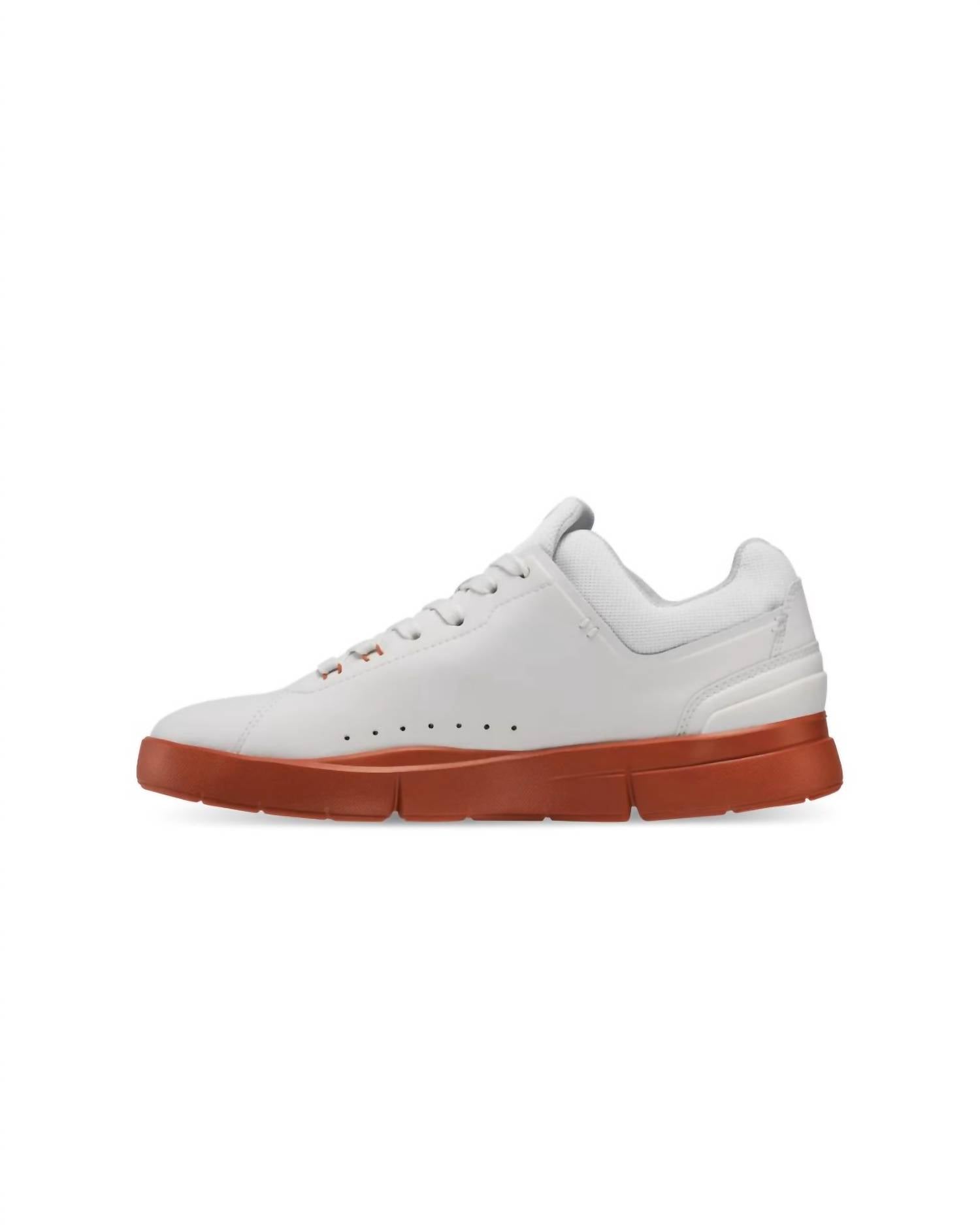 On - Women's Roger Advantage Sneakers