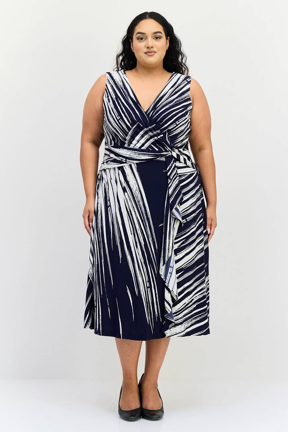 London Times - Sleeveless Abstract Print Midi Dress