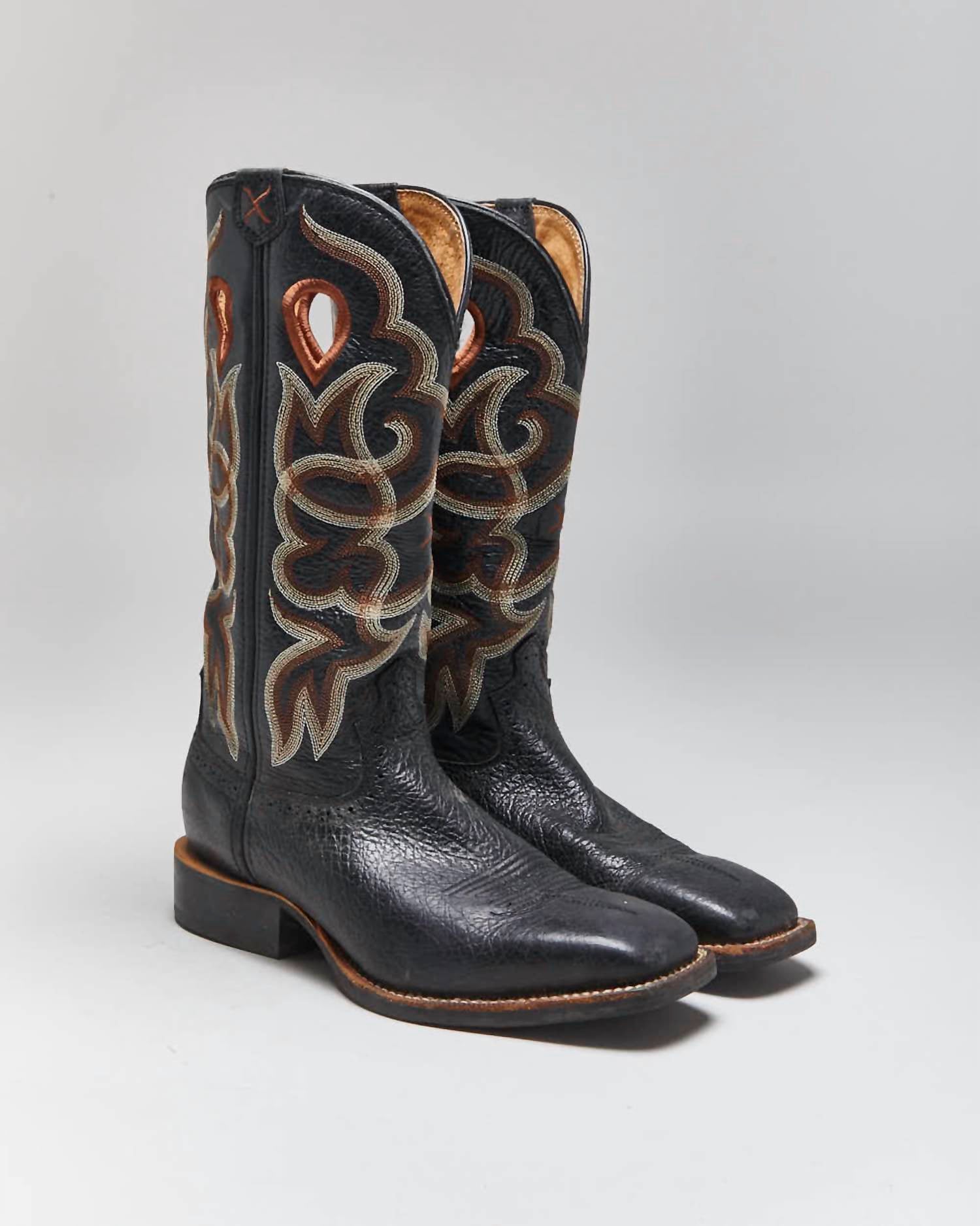 TWISTED X Men's Leather Western Boots in black - men's boots - detail view