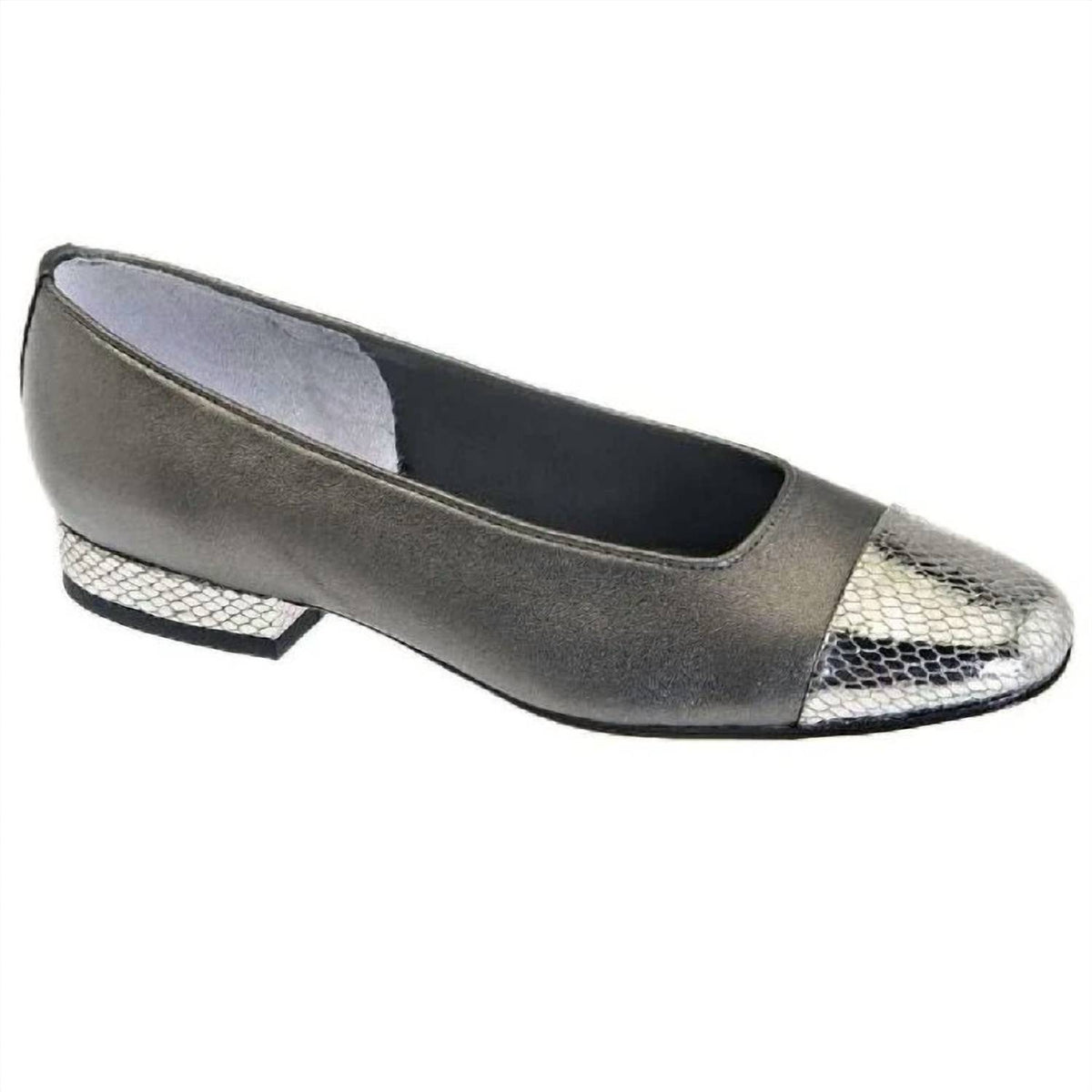 Vaneli - Women's Fc-313 Leather Flats