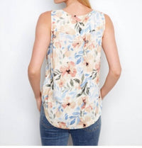 Charlie B - Floral Printed Linen Blouse