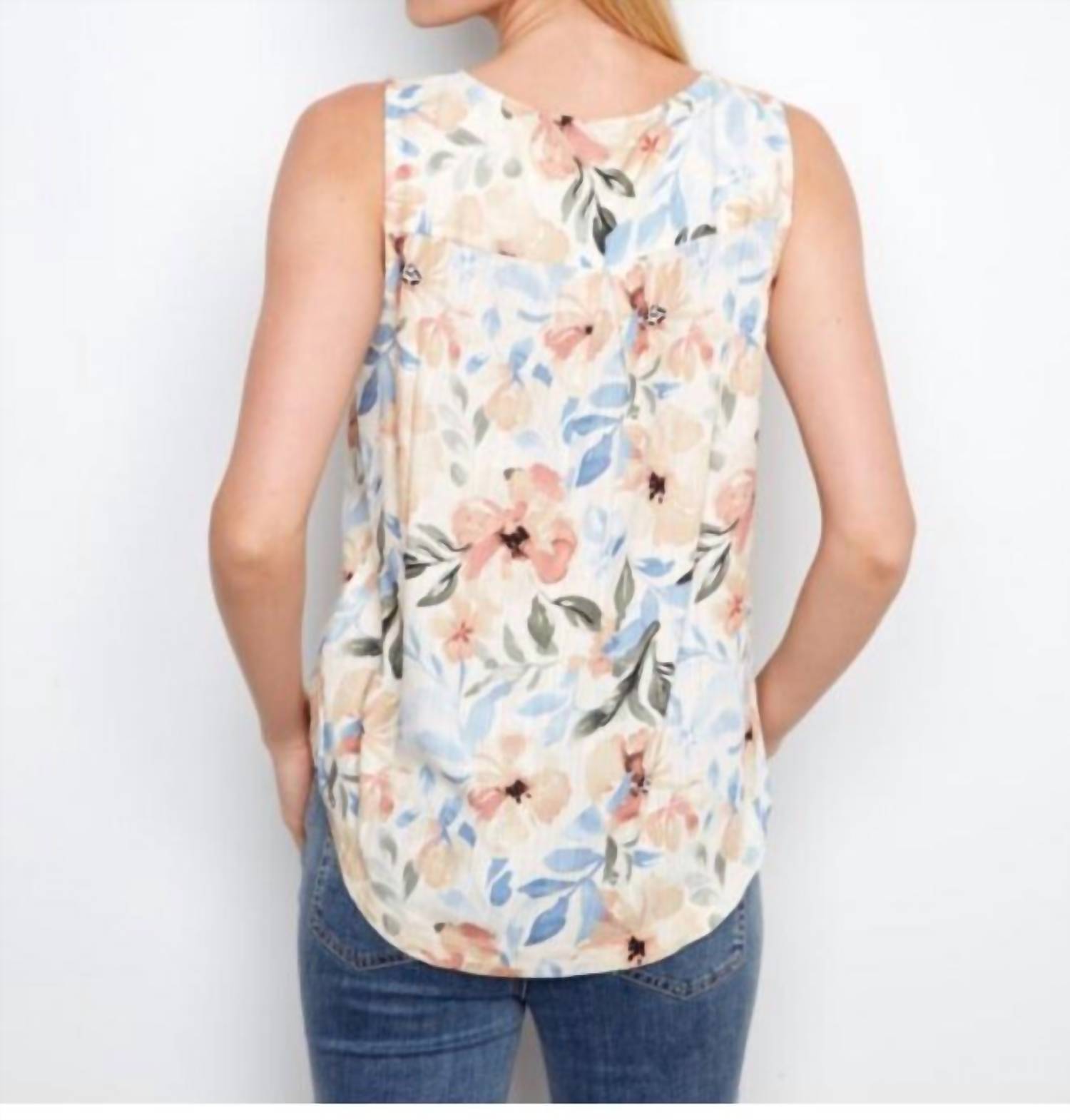 Charlie B - Floral Printed Linen Blouse
