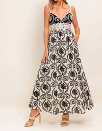 Flying Tomato - Printed Woven Maxi Dress