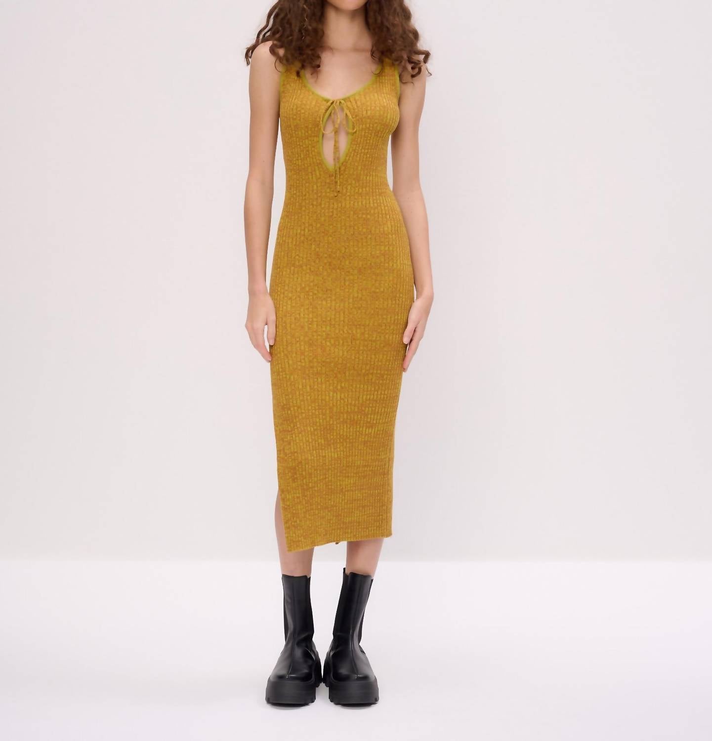 Another Girl - Space Dye Rib Keyhole Front Midi Dress