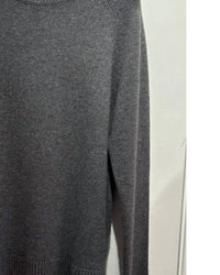 Moray Cashmere Women's Raglan Sleeve Cashmere Crewneck Sweater in derby grey light blue - women's sweater - detail view