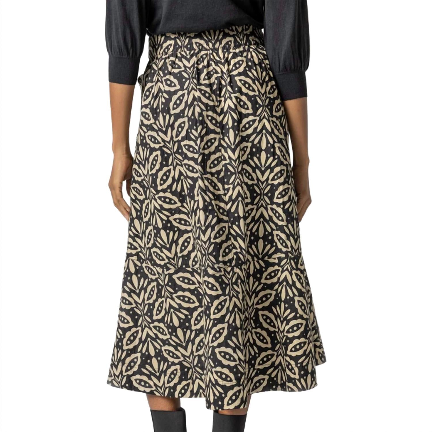 Lilla P - Women's Belted Skirt