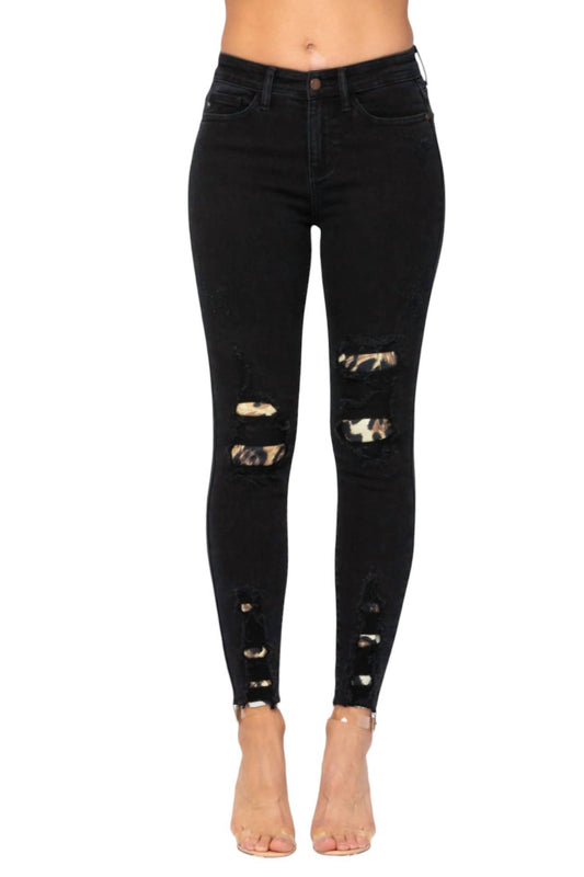 Judy Blue - MID-RISE SKINNY LEOPARD PATCH JEAN